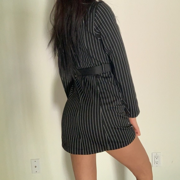 🖤 - Picture 3 of 6